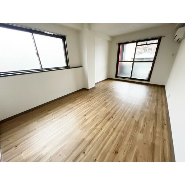 オズレジデンス玉出の居間・リビング