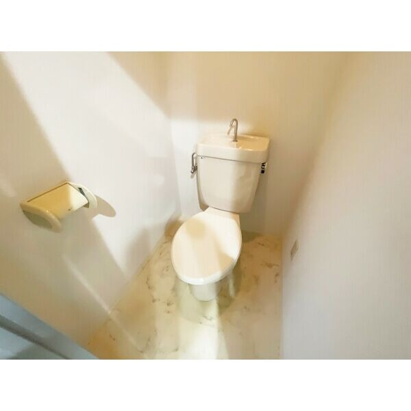 オズレジデンス玉出のトイレ