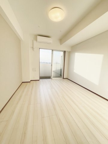 板橋区高島平３丁目の賃貸マンションの居間・リビング