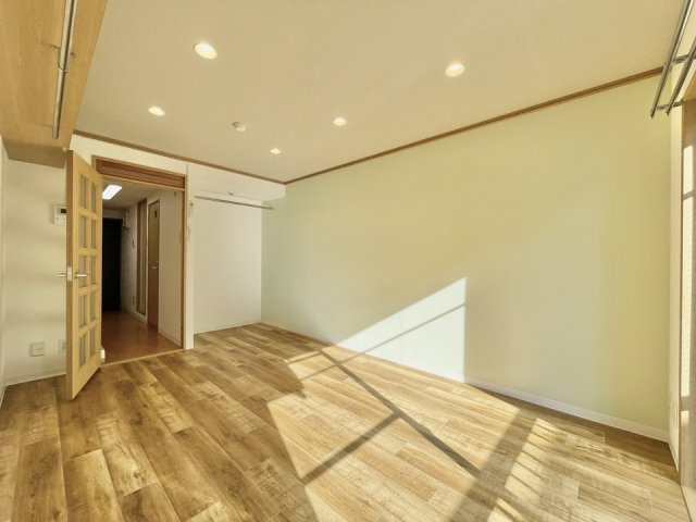 コーポしんしの洋室