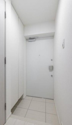 【玄関】 | アジールコート後楽園 | 収納もある玄関です