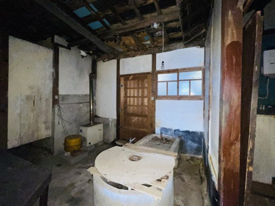 【設備】 | たつの市御津町岩見/中古戸建 | 建物内井戸があります。