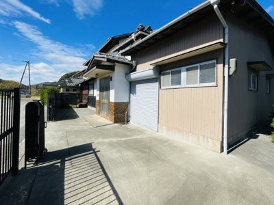 【外観】 | たつの市御津町岩見/中古戸建 | 外はこのようになっています