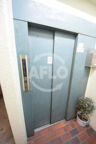 メゾンドール日本橋の設備|メゾンドール日本橋　エレベーター