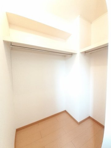 ディア　レストＡの収納