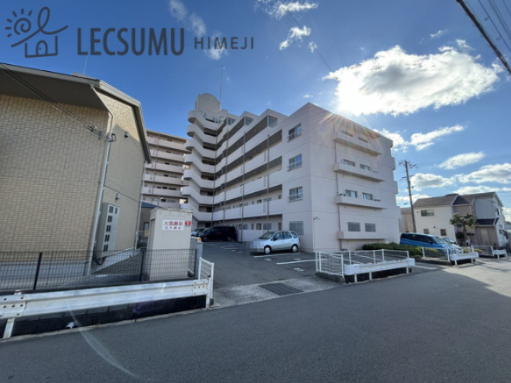 グローバル姫路中地の外観