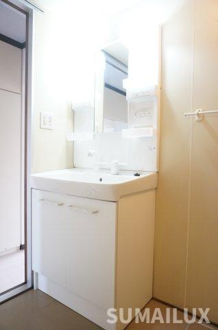 サルヴァトーレ長嶺の独立洗面台