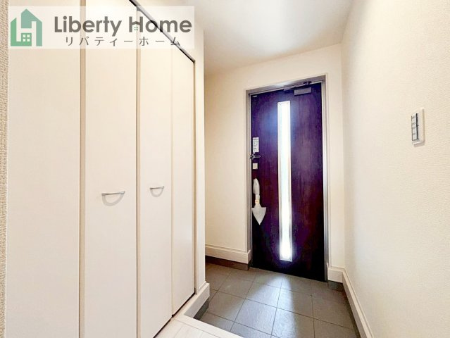 笠間市岩間駅西第3　新築戸建の玄関