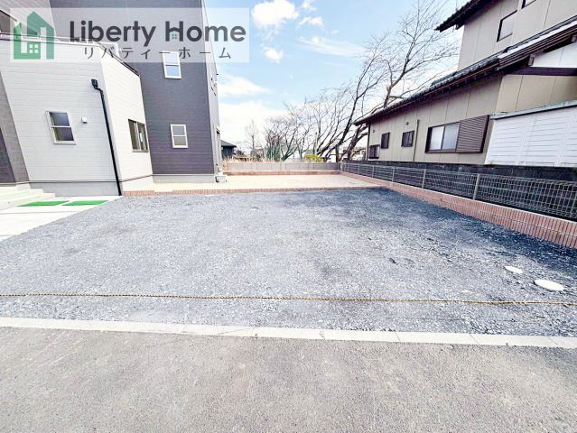 笠間市岩間駅西第3　1号棟　新築戸建の駐車場