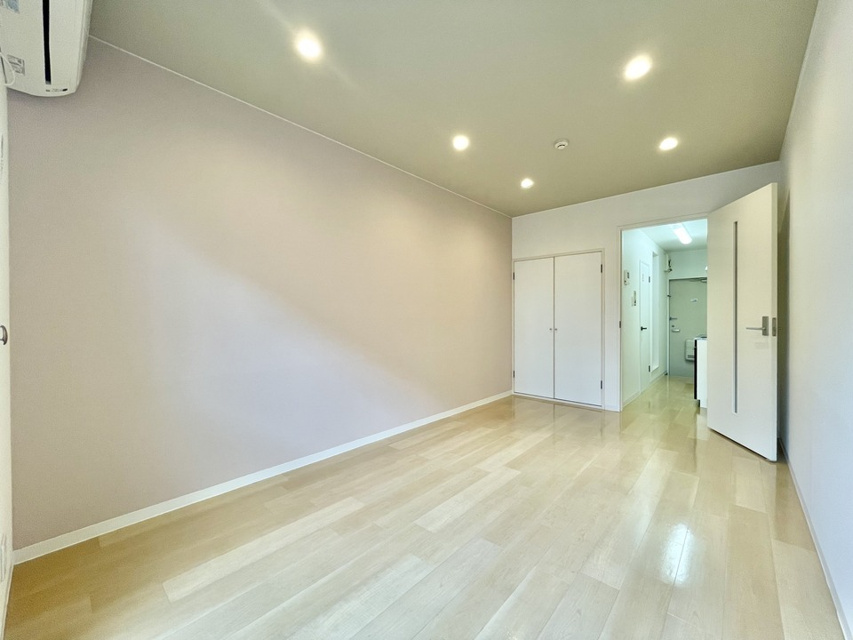 シティコートブラウンA棟の居間・リビング