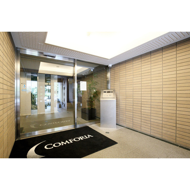 コンフォリア碑文谷のロビー