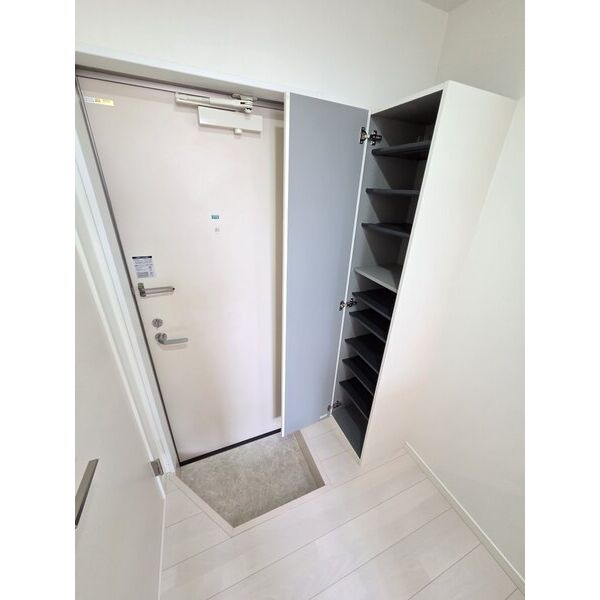 DUPLEX豊田本町　名古屋市賃貸　仲介手数料無料の玄関