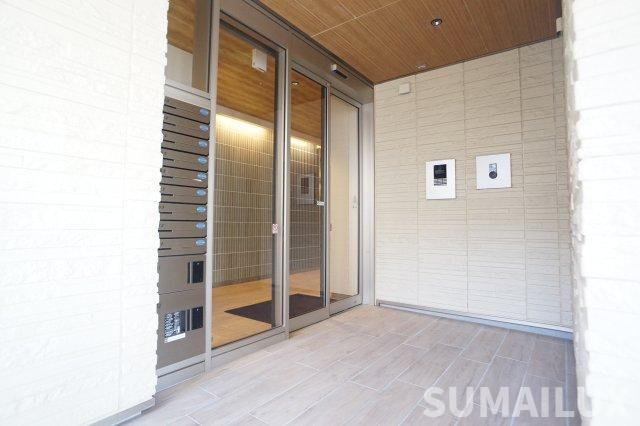 熊本市中央区帯山２丁目の賃貸マンションのエントランス