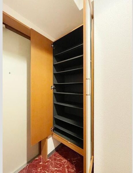 S-FORT福島EBIEの玄関