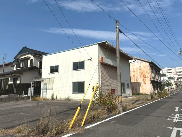 苗代町貸倉庫の外観