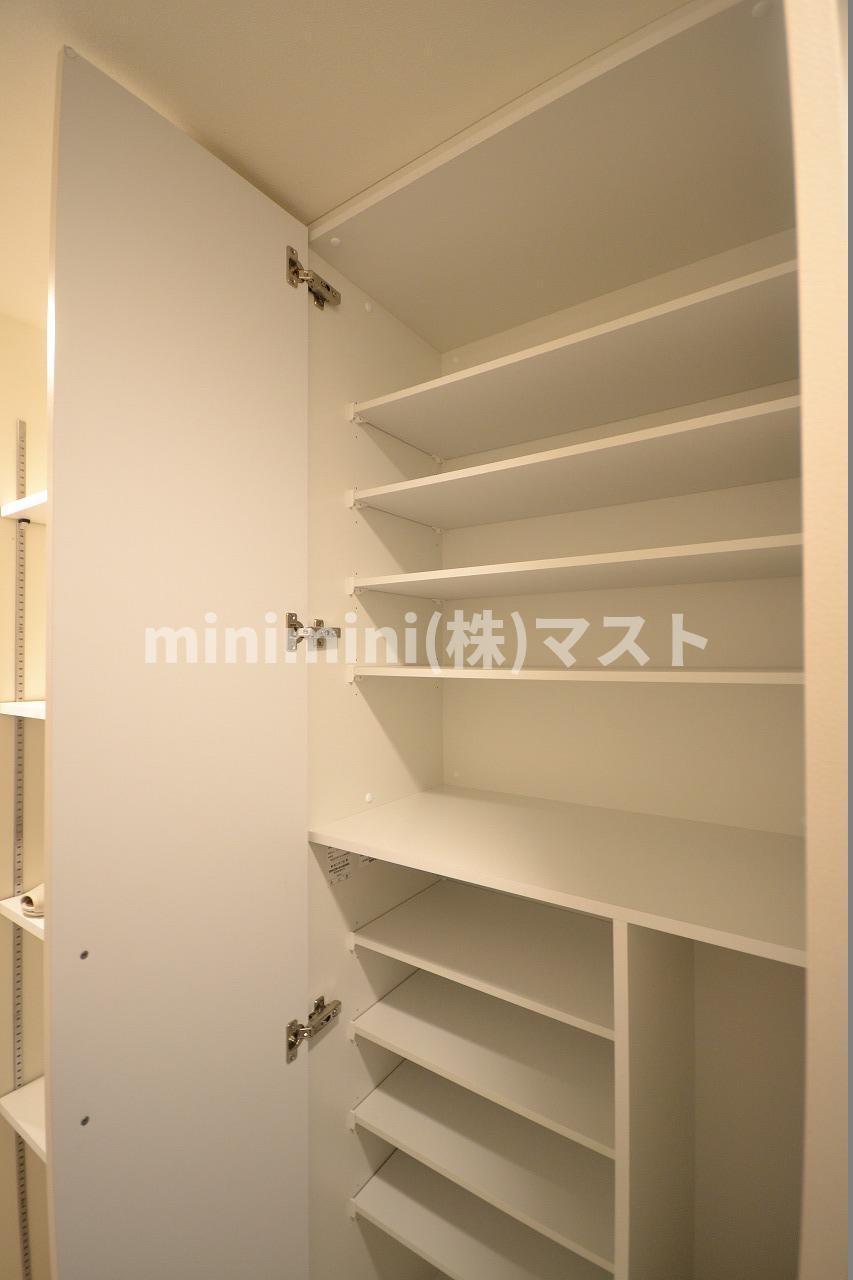 ミラージュパレス梅田グランツの玄関