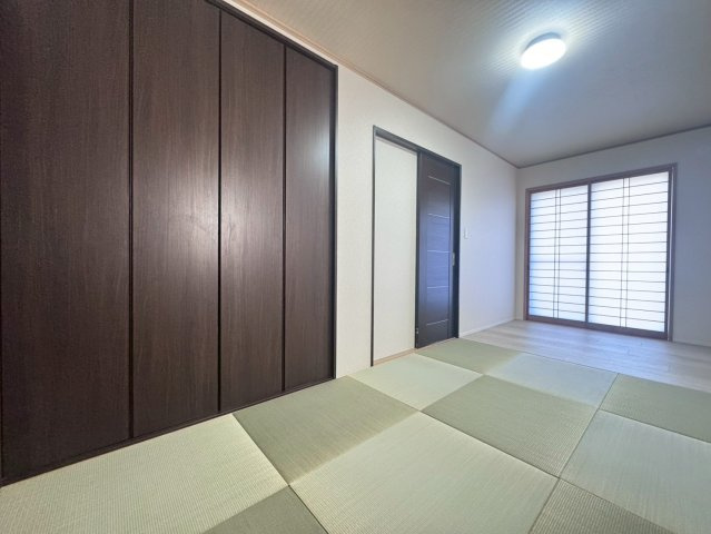 令和７年９月リフォーム完了◆並列駐車２台可能◆収納豊富なファミリー向け住宅◆伏見区醍醐勝口町の和室|和室