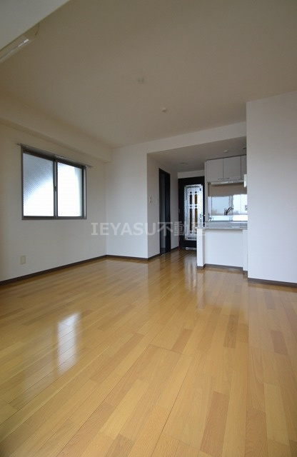 LAND・MARK　KOGOの居間・リビング