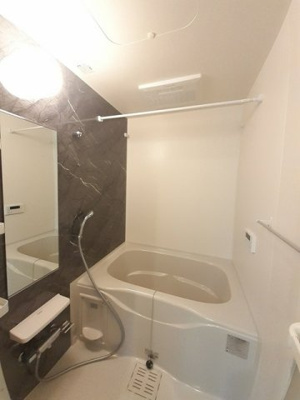 【浴室】 | シエル　エトワール | お風呂です