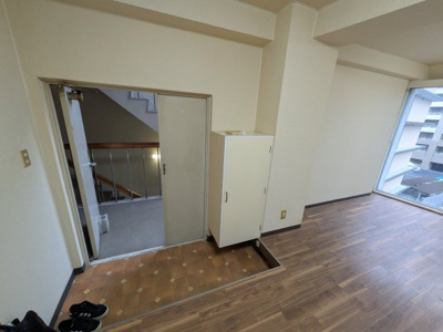 【玄関】 | 諏訪町マンションK