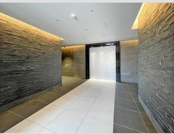 S-RESIDENCE東三国amanteのロビー