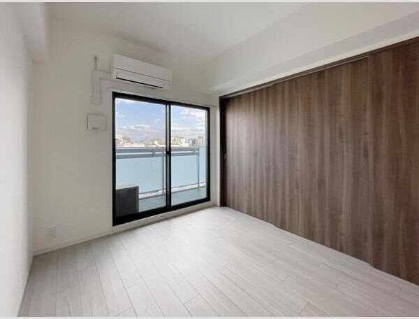 S-RESIDENCE東三国amanteの洋室