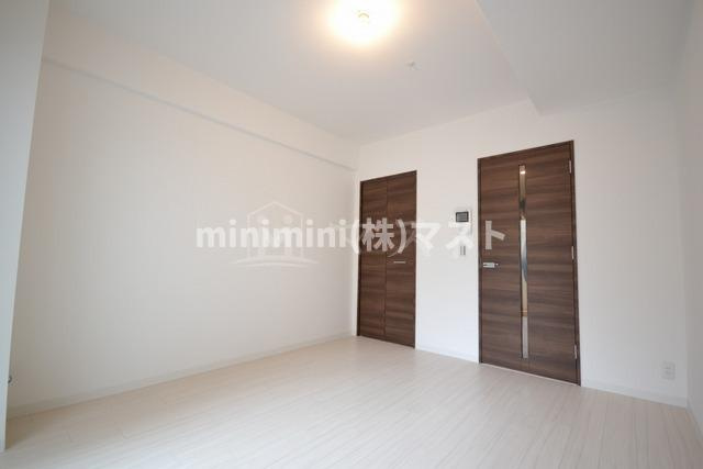 ミラージュパレス上本町の居間・リビング