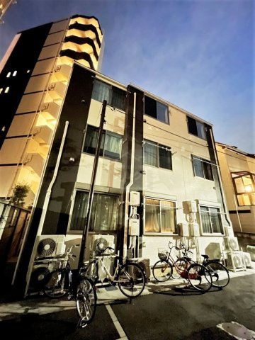 青云ハウスの外観