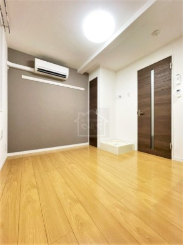 青云ハウスの居間・リビング