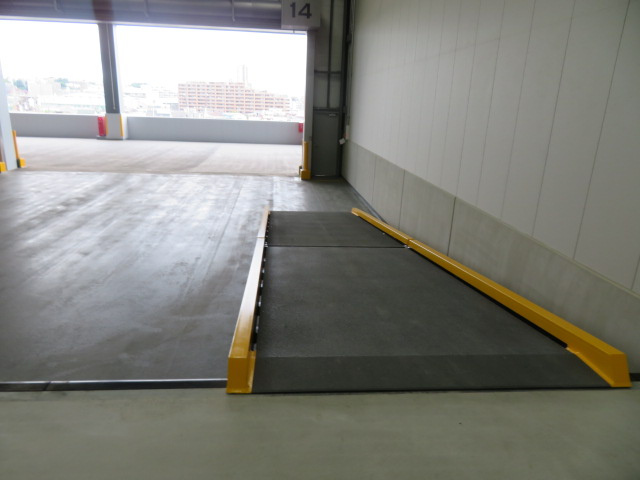 横浜市鶴見区末広町１丁目の倉庫のその他