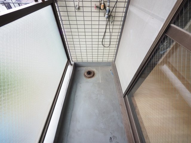 マンション常磐のバルコニー