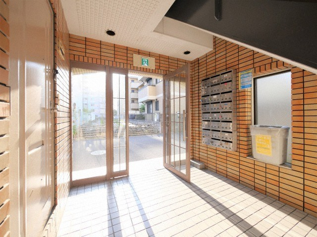 マンション常磐のロビー