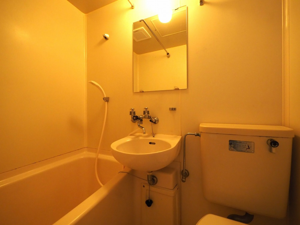 マンション常磐の浴室