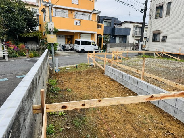 八王子市　台町　新築一戸建て　６期の駐車場|～カースペースは1台分～