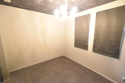 【洋室】 | 清和1丁目戸建て | ※AI家具消し機能で家具を削除しております。