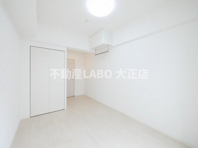 セレニテ夕陽丘ESTの洋室