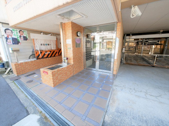 セレッソコート梅田東のエントランス