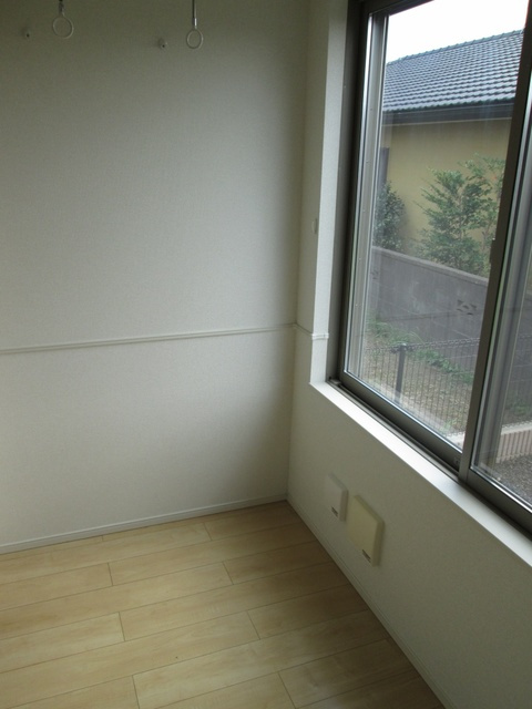 ブロフーモのその他