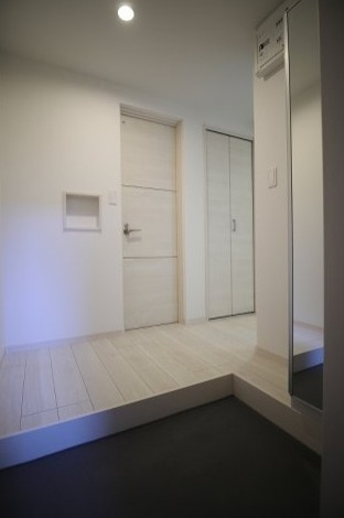 ポラリス野中町の玄関|※同施工会社類似物件の写真です。