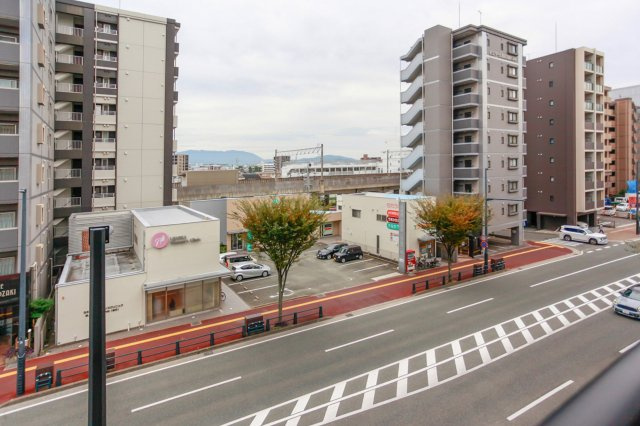 サヴォイ箱崎セントリシティ　2階の展望|別号室のものになります。現状優先。