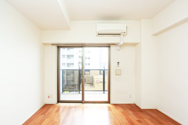 サヴォイ箱崎セントリシティ　2階の居間・リビング|別号室のものです。現状優先になります。