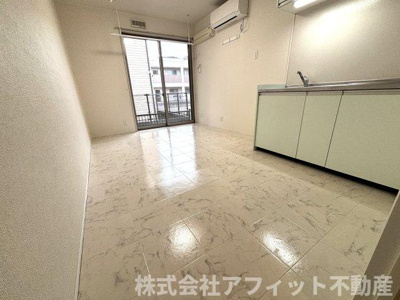【居間・リビング】 | アネックス西新涯 | 洋室7.4帖