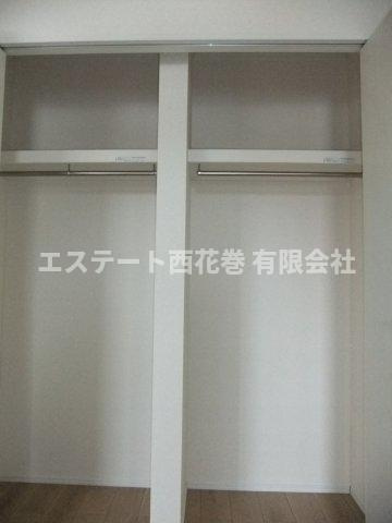 花巻市南万丁目のアパートの収納