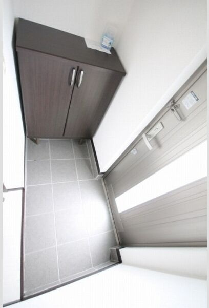 メゾネット マイリ Ⅱの玄関