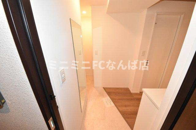 BANIX北堀江の玄関