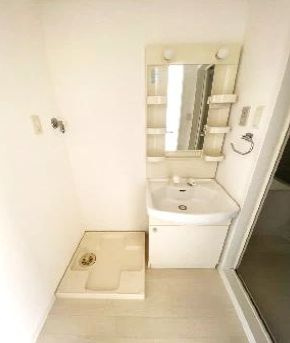 トラスト王子町の洗面所