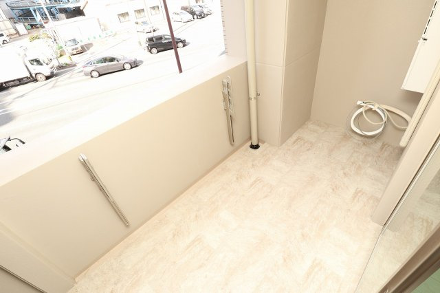 ラ・シック　サヴォイ　3階のバルコニー|別号室のものになります。現状優先です。