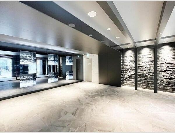 S-RESIDENCE福島Alovitaのロビー