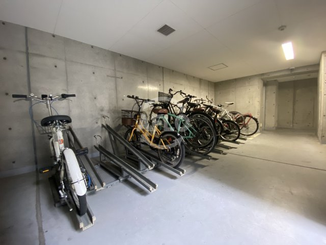 アプリーレ堺筋本町のその他共用部分|アプリーレ堺筋本町　駐輪場