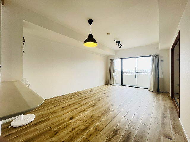 【居間・リビング】 | アーサー春日パークヒルズ